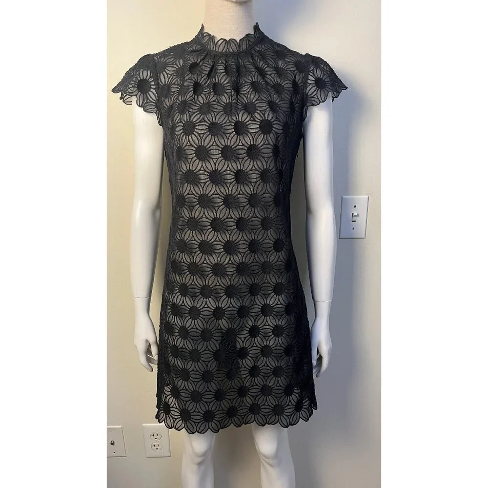 MILLY GUIPURE LACE BEETLEJUICE DRESS 4 - Picture 1 of 12